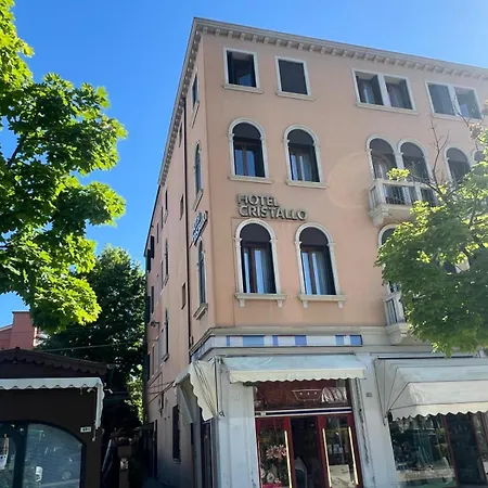克里斯塔罗酒店