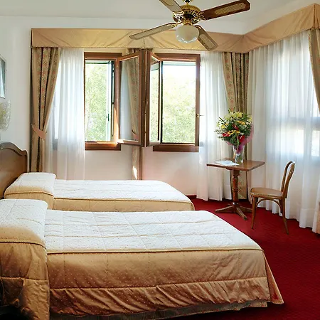Cristallo Hotel