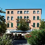 Hotel Cristallo Benátky – Lido