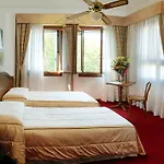 Cristallo Hotel