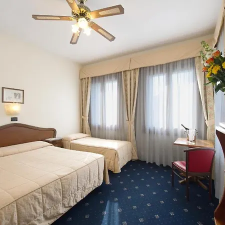 Hotel Cristallo Benátky – Lido